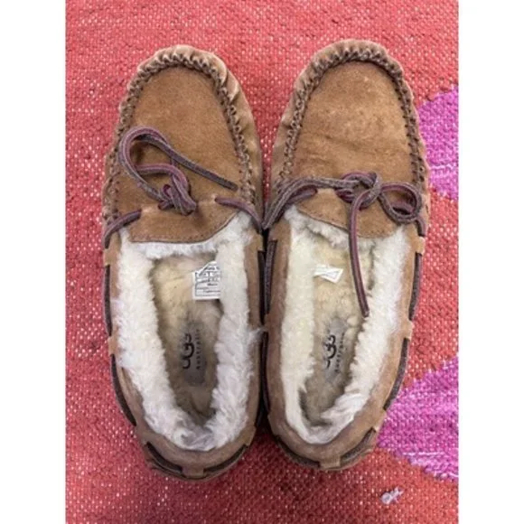 UGG | Shoes | Ugg Dakota Moccasin Slippers 562 Brown Leather  display picture 1